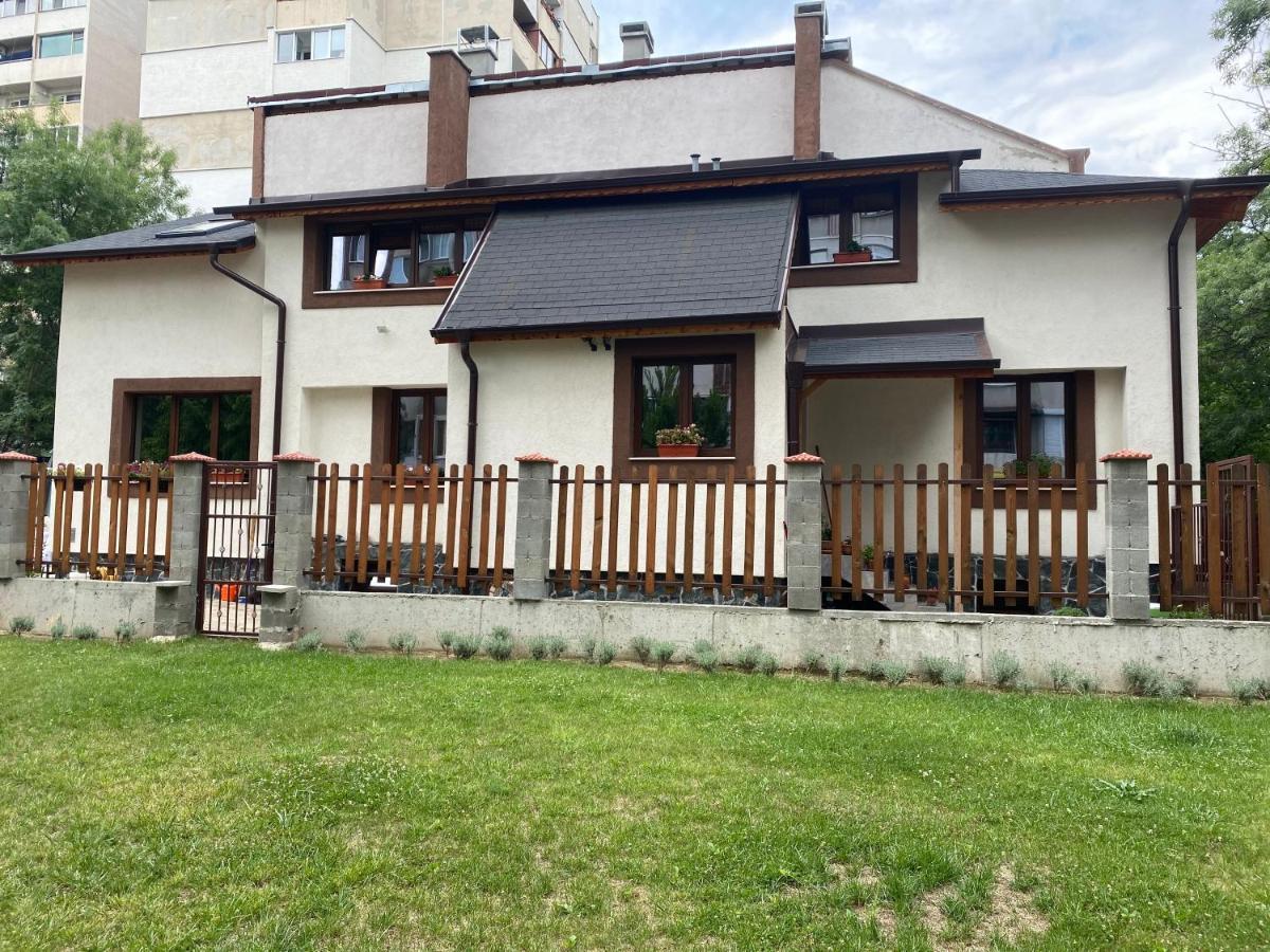 Sofia Family House - Free Parking Ξενοδοχείο Εξωτερικό φωτογραφία
