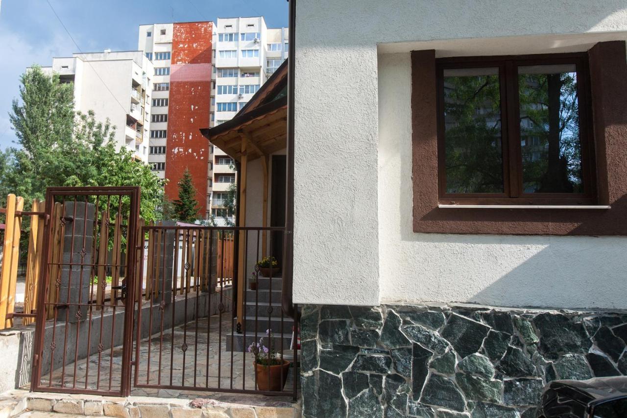 Sofia Family House - Free Parking Ξενοδοχείο Εξωτερικό φωτογραφία