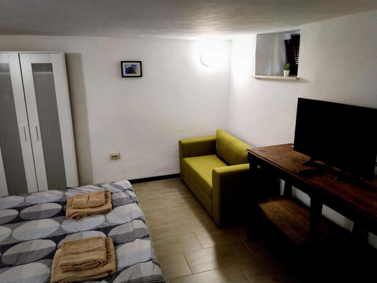 Sofia Family House - Free Parking Ξενοδοχείο Εξωτερικό φωτογραφία